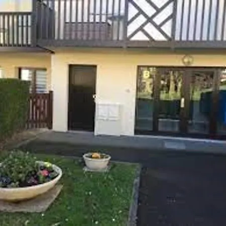 Familial Avec Balconnet, Proche Et Commerces - Fr-1-712-41